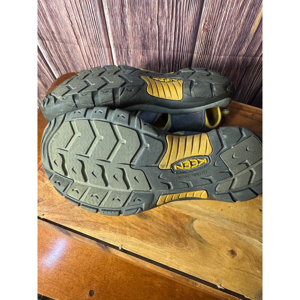 KEEN Newport H2 Sandals Mens 11 Gray Yellow Waterproof Hiking Sport Shoe - Picture 7 of 7